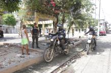 policía interviene parque en Azuay y Gallegos Lara