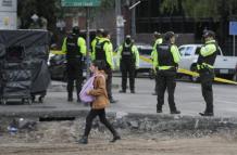 Seis detenidos se han reportado en este caso, quienes fueron llevados a la Unidad de Flagrancia. El sitio permanecía acordonado.