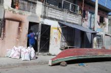 El lugar de un nuevo hecho criminal en el Guasmo.