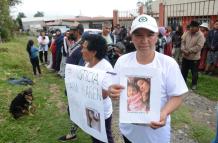 Familia de Karen Milán exige justicia por el crimen.