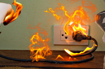 Enchufe incendiado