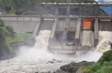 Hay problemas en hidroeléctricas de Ecuador por falta de lluvias.