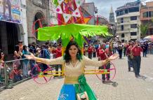 Génesis Garófalo sufrió un desmayo cuando participaba del desfile.