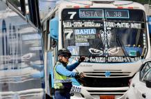 ATM dirigiendo el tránsito vehicular en Guayaquil