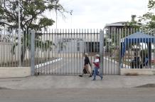 La pequeña fue llevada al centro de salud tipo C de El Recreo.