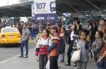 Usuarios de la transportación urbana tuvieron líos este 9 de septiembre.