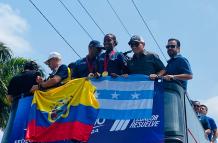 Kiara Rodríguez realiza un paseo por las calles de Guayaquil.