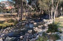 El río Yanuncay mejoró su caudal tras la lluvia registrada durante el fin de semana.