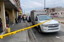 En avenida del Guasmo, sur de Guayaquil, apareció un hombre degollado.