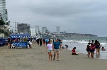 Hay preocupación en Manta por el golpe al turismo.