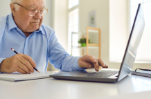 En Ecuador, los adultos mayores tienen derecho a la devolución del IVA.