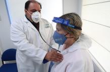 Los efectos a largo plazo del COVID-19 van más allá de los síntomas respiratorios.