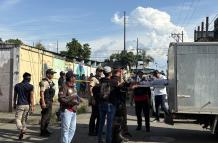 En Baba un hombre apareció decapitado y su vehículo abandonado.