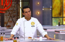 Álex Vizuete casi las ve 'negras' este 17 de marzo en MasterChef.