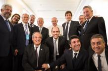 Los directivos de la Conmebol del 2015 entre ellos Luis Chiriboga expresidente de la FEF.