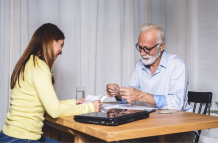 La edad de jubilación en Ecuador es constante tema de controversia.