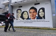 Mural en la Facso, de la Universidad Central del Ecuador, por desaparecidos, entre ellos David Romo