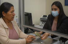 Cobro del Bono de Desarrollo Humano | Imagen creada con ChatGPT