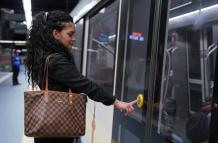 puertas metro de Quito