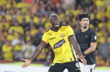 Felipe Caicedo puso contrato en Barcelona SC a “disposición entre lágrimas”