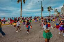 el balneario de Salinas, en la provincia de Santa Elena, dio la bienvenida a la esperada temporada de avistamiento de ballenas jorobadas.