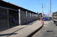 Policía capturó a los presuntos delincuentes tras una persecución.