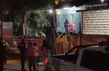 La Policía llegó al lugar a levantar el cuerpo.