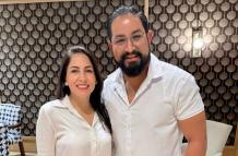 Instantánea del pasado: Sergio Peña y Luisa González, en tiempos de unidad, antes de la expulsión de Peña del movimiento Revolución Ciudadana.