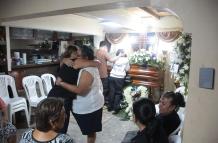 El hombre fue velado por su familia, que exige justicia.