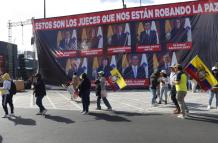 Pancartas Corte Constitucional