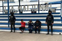 Dos mujeres que trabajaban como guardias en el hospital Teófilo Dávila de Machala, fueron detenidas