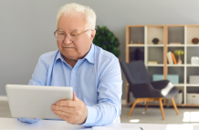 Pensionistas del IESS contarán con buzón electrónico para comunicados.