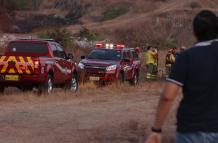 El incendio en el cerro Colorado fue controlado por los bomberos.