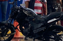 Hombre incendió su moto en Machala, ¿la razón?