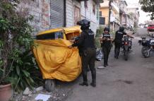 La policía realiza un operativo en Monte Sinaí y Flor de Bastión, Guayaquil.