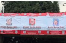 Cartel con el rostro de Nicolás Maduro apareció en Quito.