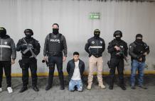 Detenidos - Quito - armas - robo - bus