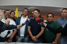 Se suspende el paro de transportistas en Pichincha.