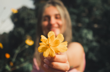 21 de septiembre, una fecha ideal para regalar flores amarillas.