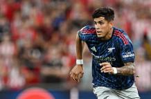 Piero Hincapié en su debut con el Arsenal en la UEFA Champions League.