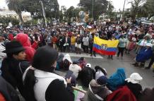 Comunidades indígenas de Cayambe mantienen las protestas.