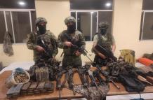 minería ilegal Ecuador Frente Oliver Sinisterra