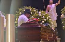 Paulina Tamayo y Lourdes Tibán