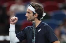 Musetti celebrando la victoria