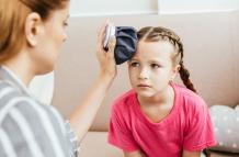 Un golpe en la cabeza leve en niños, inclusive, podría causar una discapacidad adquirida.