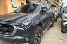 Galo Meza, alcalde de Balzar, sufrió atentado cuando se movilizaba en su camioneta.