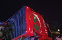 El accidente involucró a un bus de transporte de pasajeros.