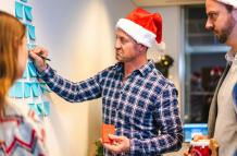 De acuerdo con la normativa actual, la hora de trabajo de los feriados obligatorios debe pagarse al doble.