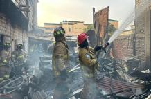 Un incendio consumió una vivienda en el sur de Guayaquil.
