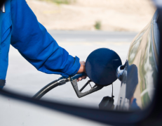 Se establecen los nuevos precios de la gasolina extra y ecopaís.